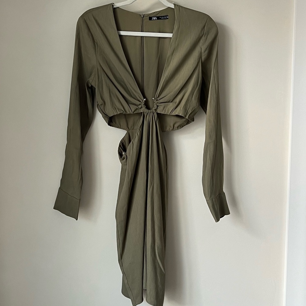 Zara cutout dress - size M